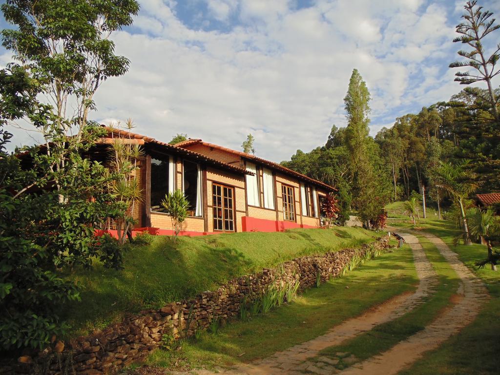 Encantos do Vale Pousada e SPA Cultural Bueno Brandão Exterior foto
